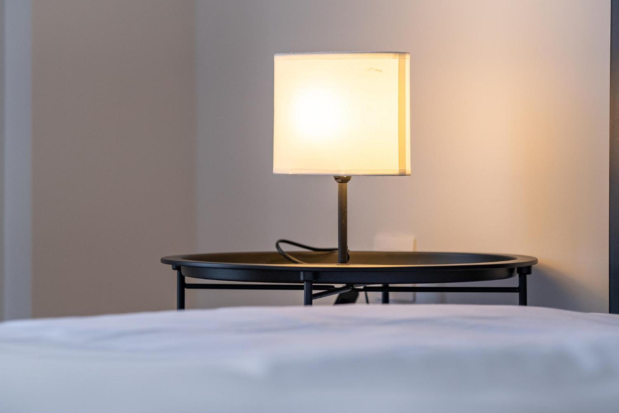 Lovely And Modern 3Bd Apartment Close To Ampelokipoi Metro アテネ エクステリア 写真