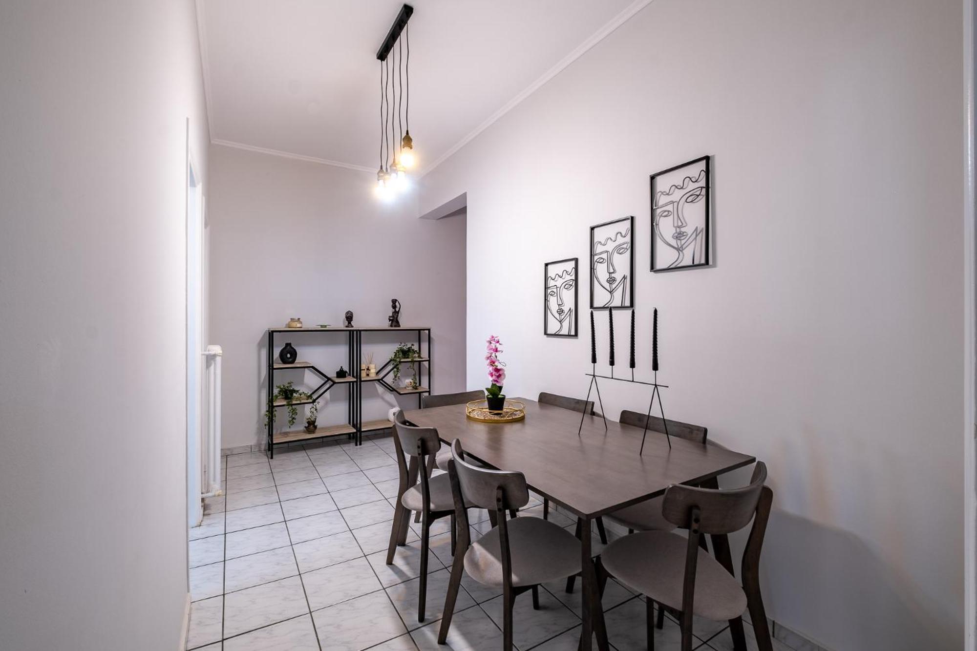 Lovely And Modern 3Bd Apartment Close To Ampelokipoi Metro アテネ エクステリア 写真