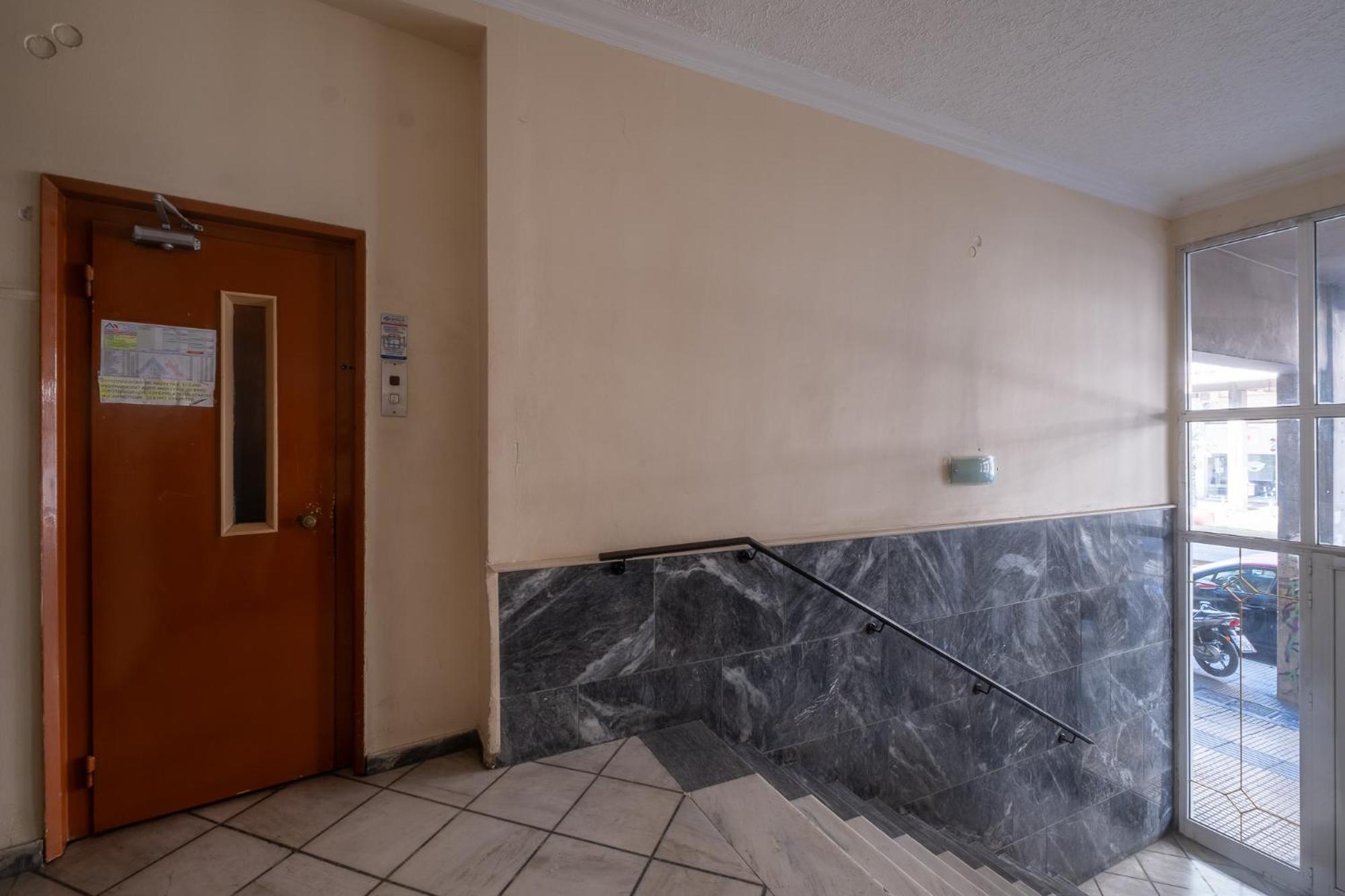Lovely And Modern 3Bd Apartment Close To Ampelokipoi Metro アテネ エクステリア 写真