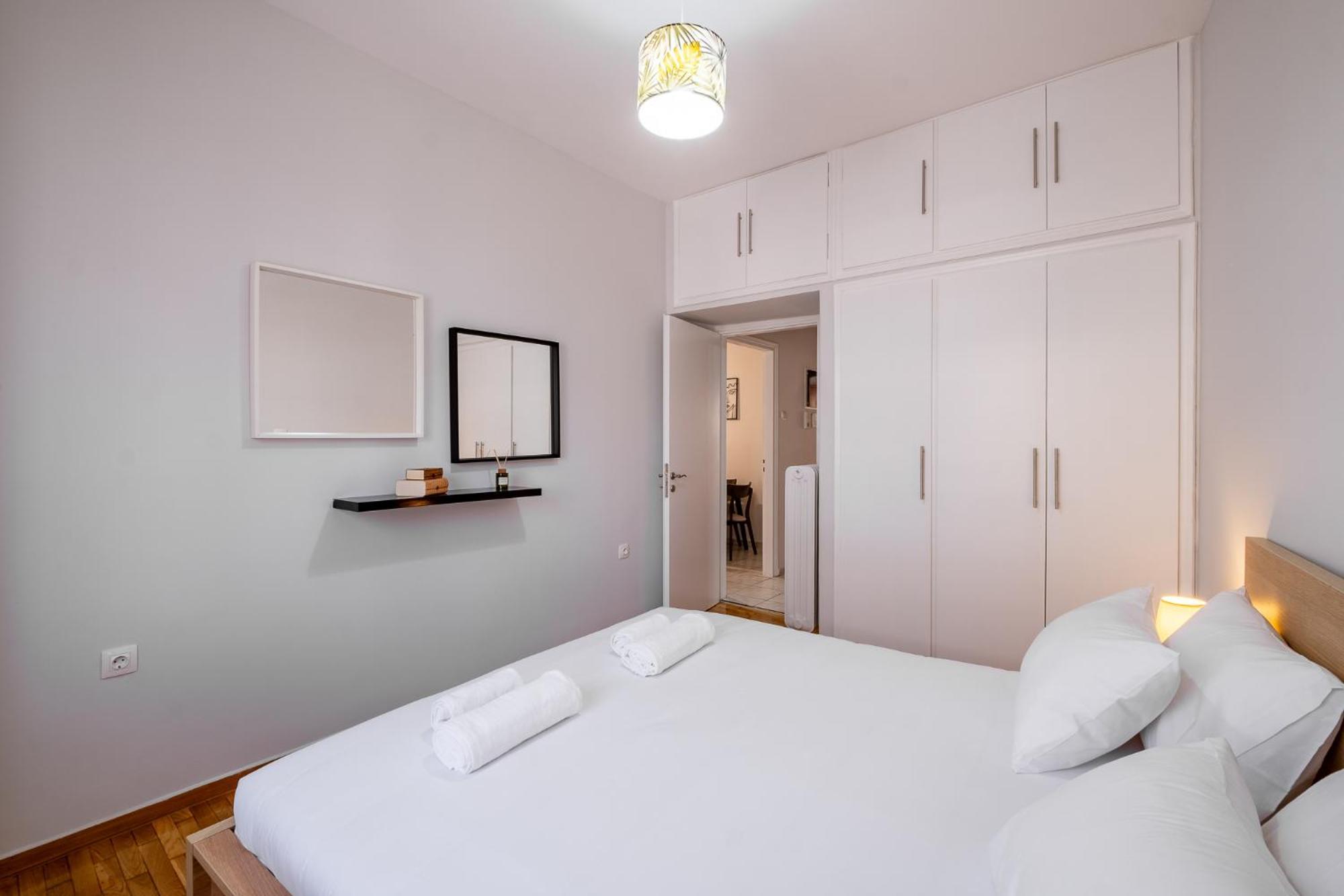 Lovely And Modern 3Bd Apartment Close To Ampelokipoi Metro アテネ エクステリア 写真